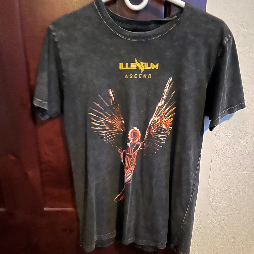 Concert/rave band tee